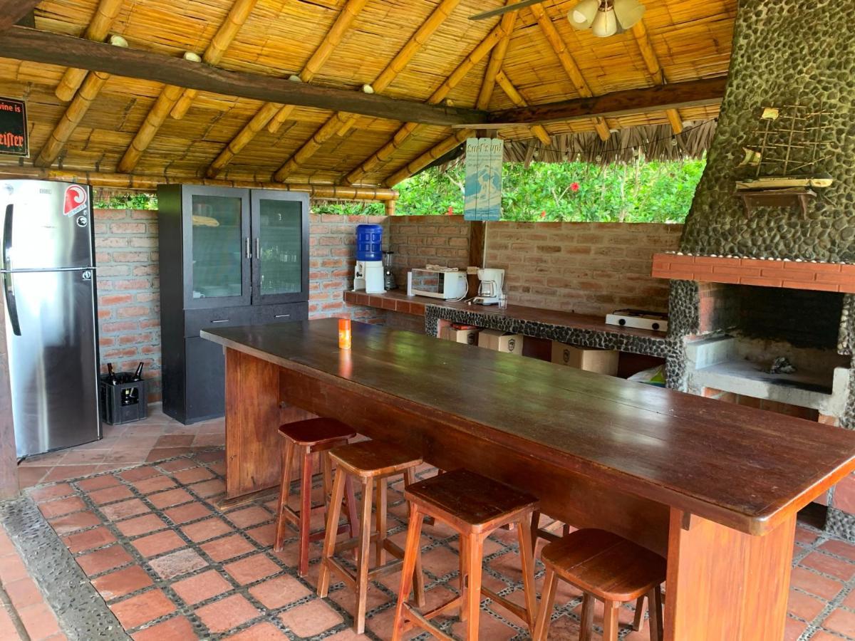Casa Roja Hostel 몬따니따 외부 사진