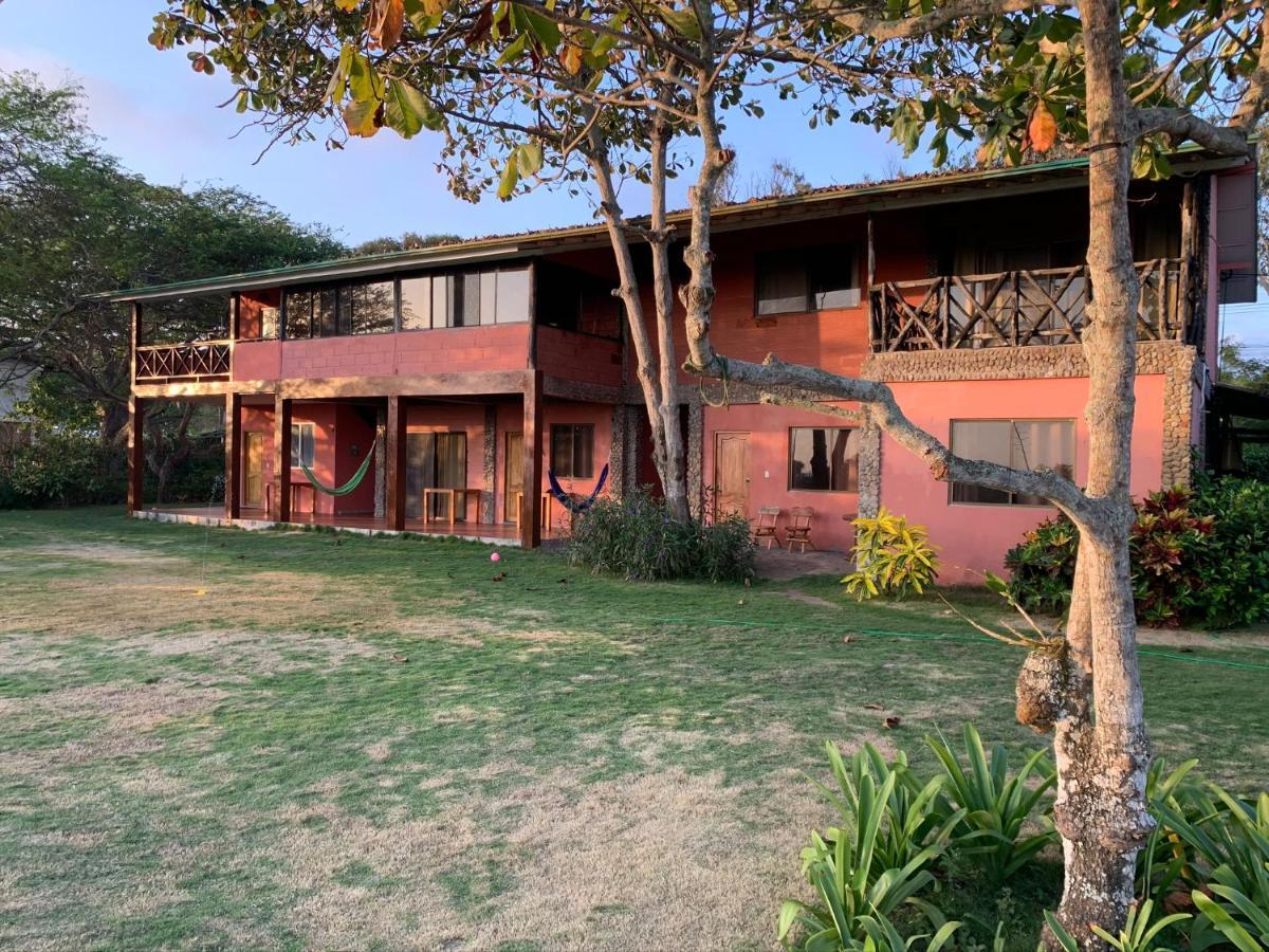 Casa Roja Hostel 몬따니따 외부 사진